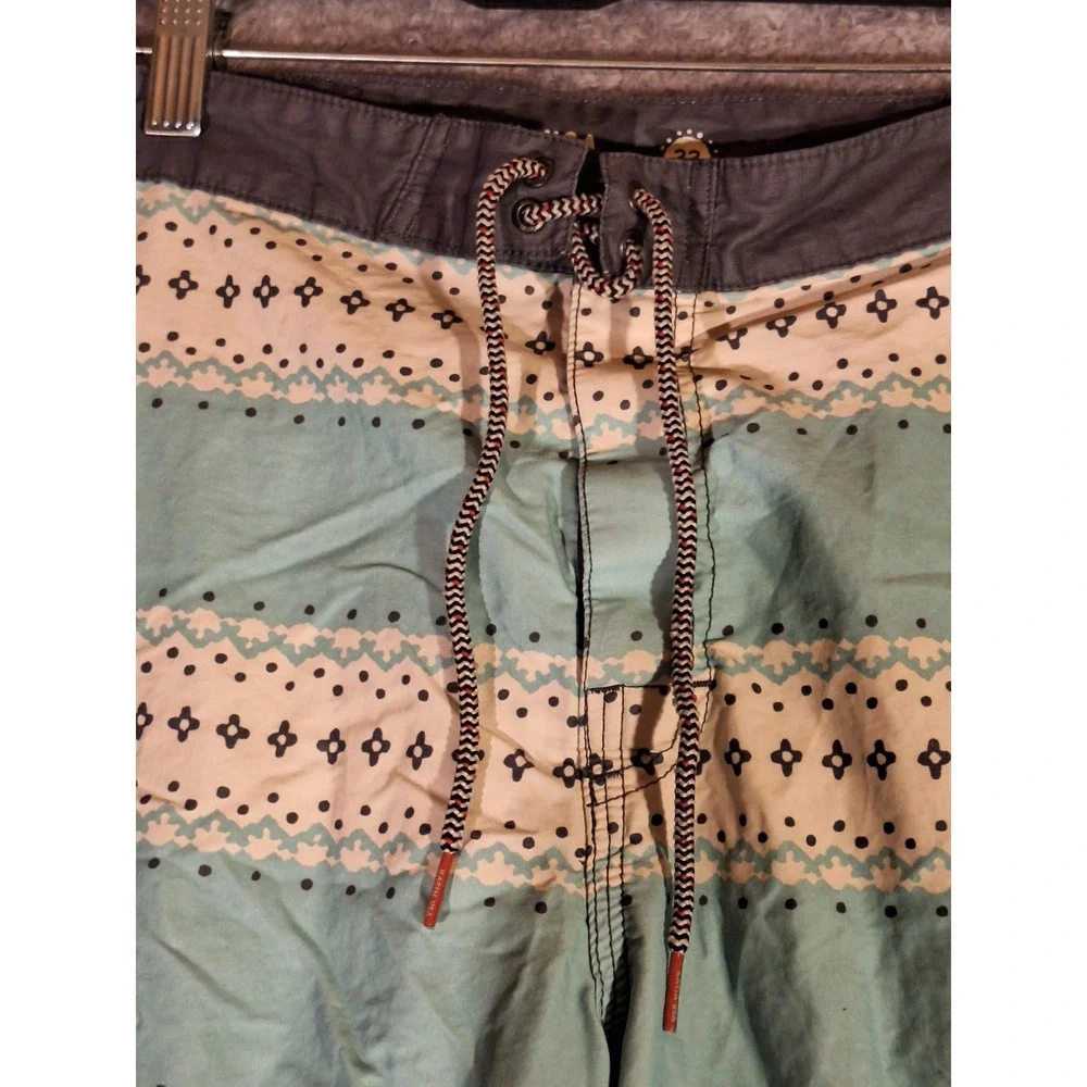 Katin USA Mens Board Shorts Size 33 Surf Beach Swim Trunks Floral Polka Dot